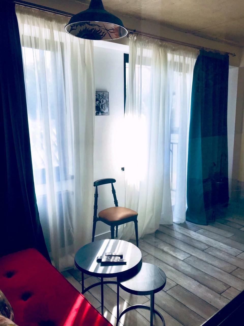Style Apartments By Happy Place Tbiliszi Kültér fotó